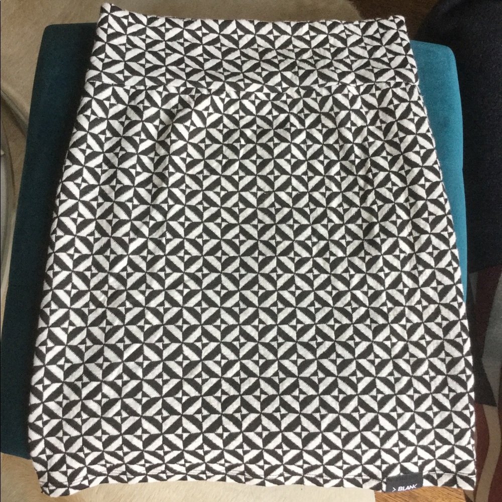 Great black and white graphic skirt